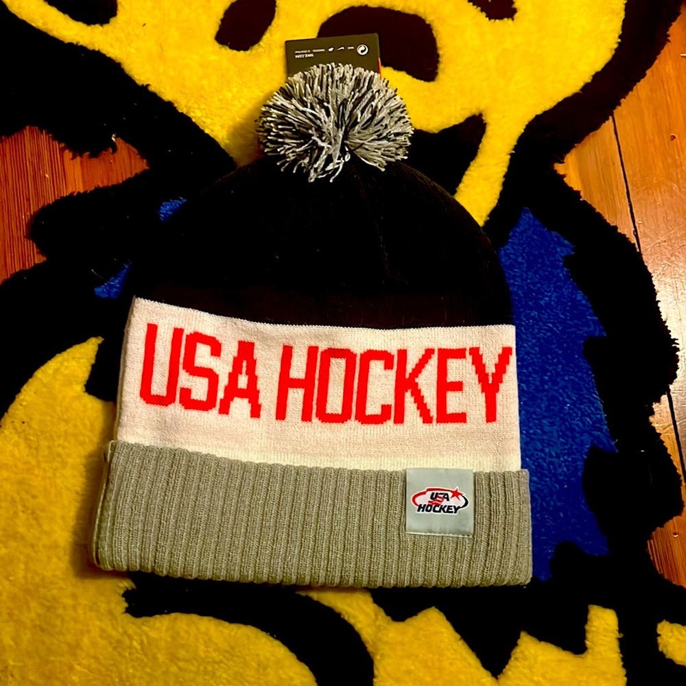 Nike Winter Hat USA Hockey NEW
